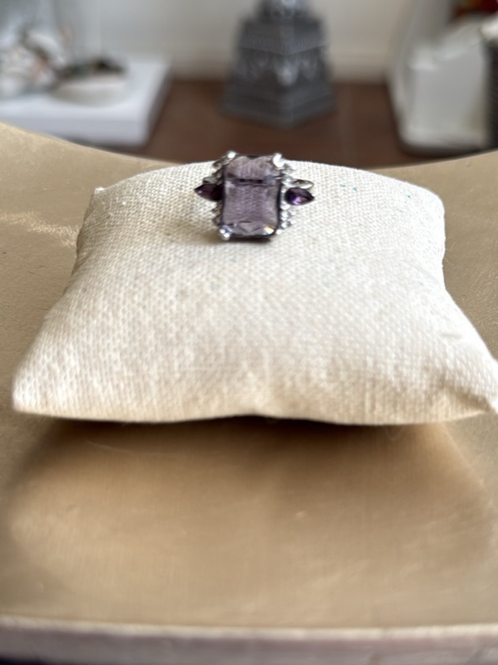Silver Tone Statement Ring - Purple Glass Size 7 Vintage Style New Gift Pretty